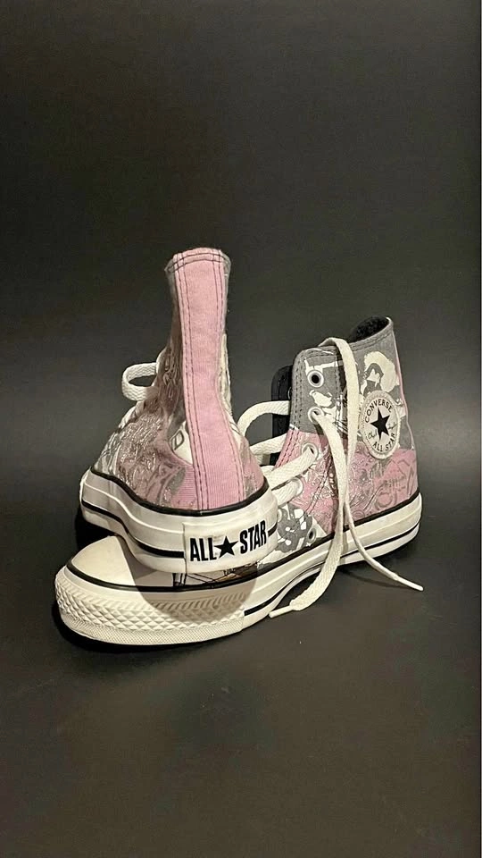 Converse Chuck Taylor All Star high-tops pink gray graphic patte