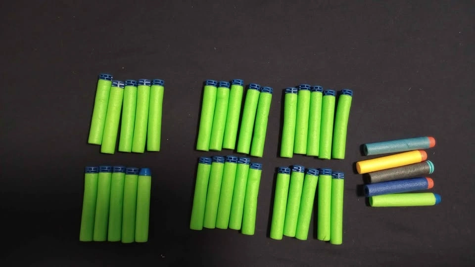 2 Nerf Blasters + Darts - photo 4