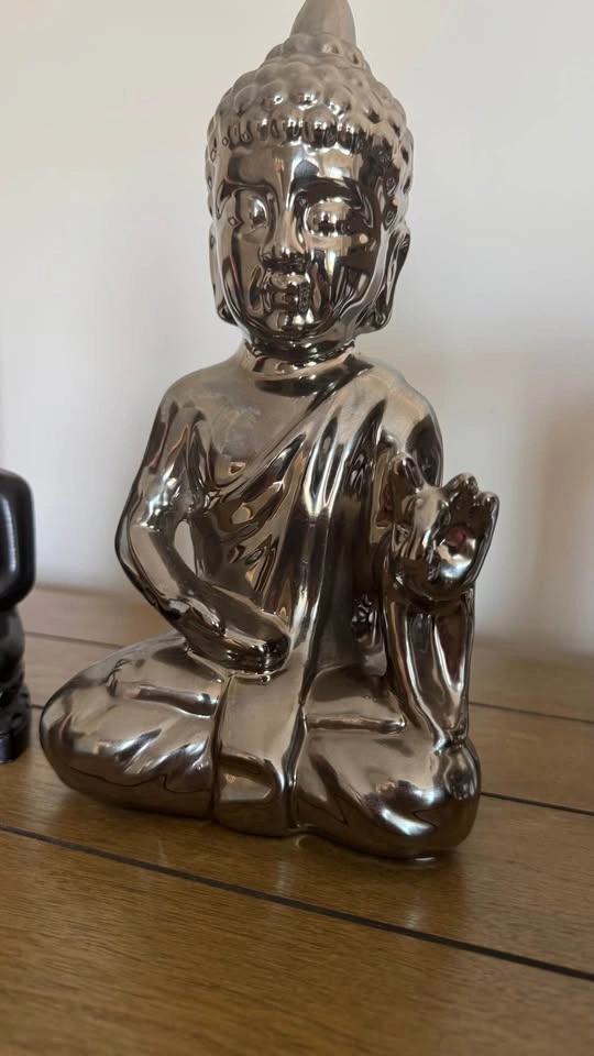 Buddha Statues set of 2 - photo 2