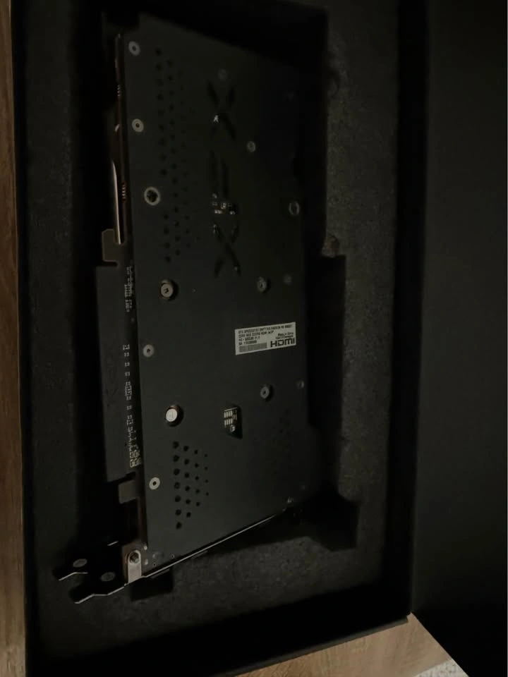 AMD RADEON RX 6650 XT 8GB - photo 2