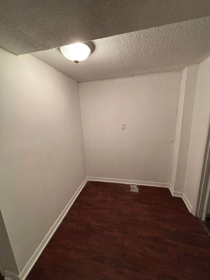 1 Bed 1 Bath Apartment - photo 5