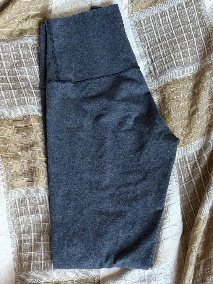 Lululemon leggings - photo 3