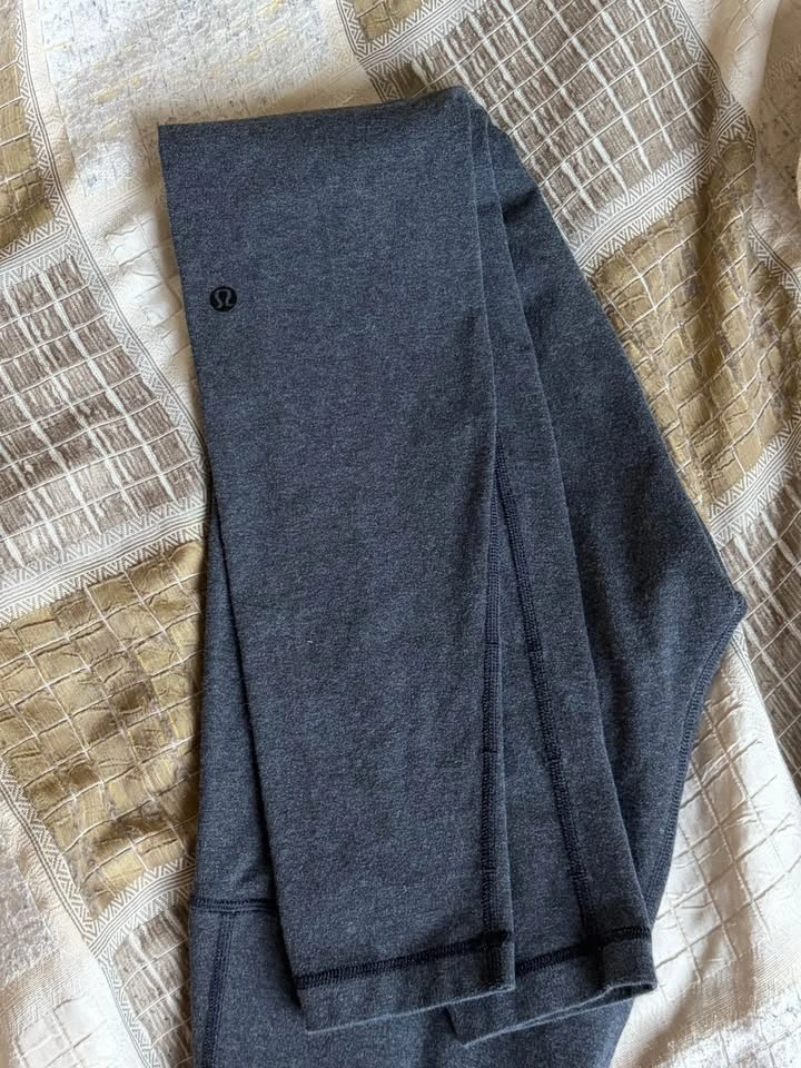 Lululemon leggings - photo 4