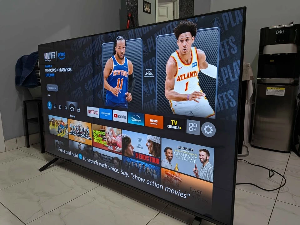 Toshiba 65" 4K Ultra HD Smart Fire TV - Excellent Condition - photo 2
