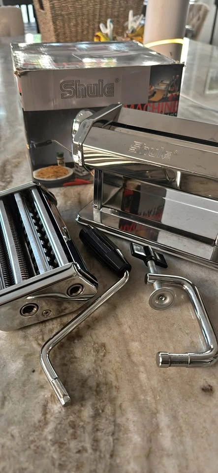 Pasta Maker Shule Brand