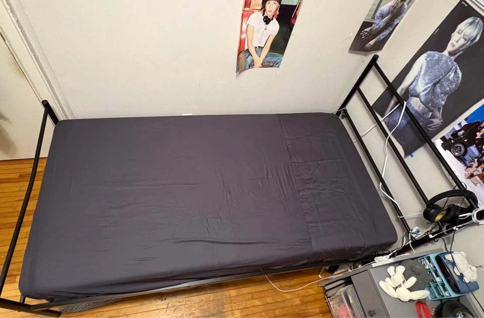Metal Bed Frame - photo 3