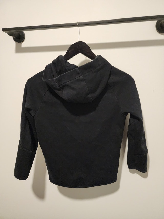 Kids ages 6-9 unisex hoodie with pockets - photo 3