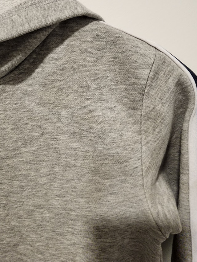 Kids Age 7-8 M Hoodie in very good condition - photo 5
