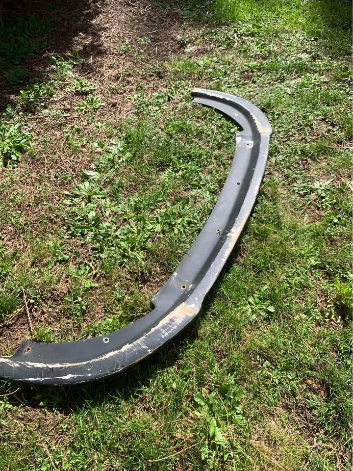 2016 Ford Mustang Front Bumper Lip Chin - photo 2