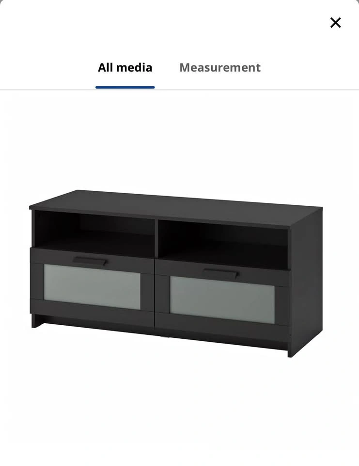 TV stand w/ drawers