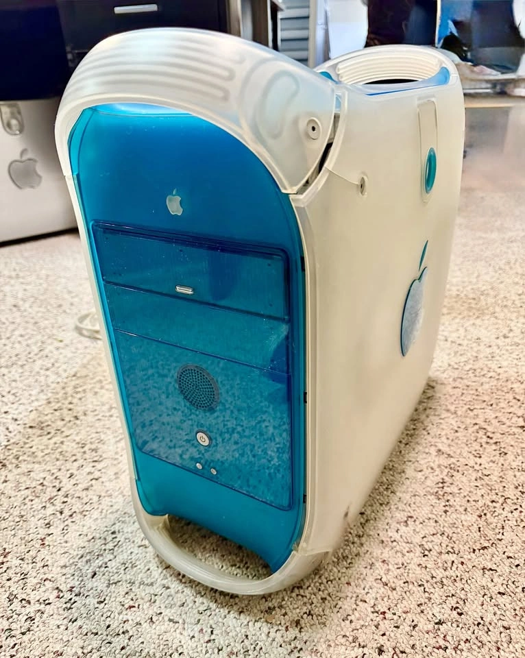 Vintage Apple Power Mac G3 Blue & White Computer 🍏