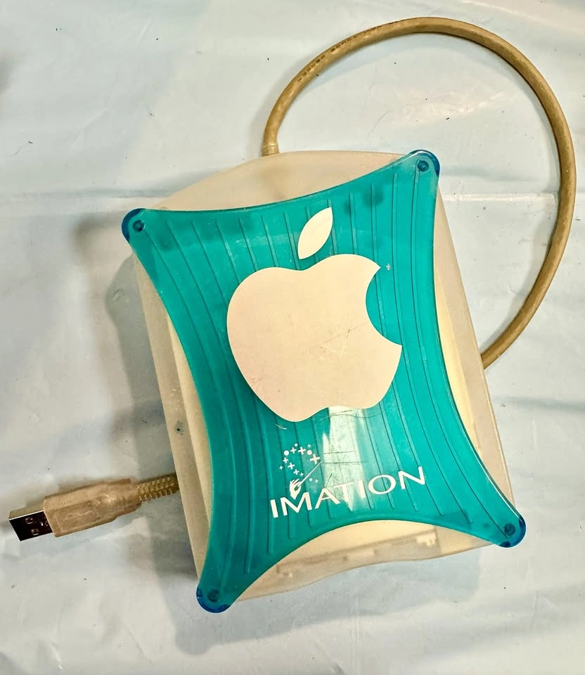 Vintage Apple Style USB Floppy Drive (Imation)