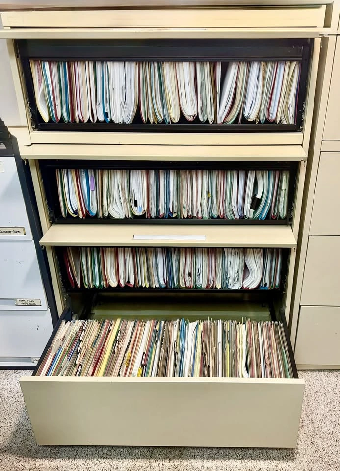 2 Lateral Filing Cabinets – Heavy Duty Office Storage - photo 5