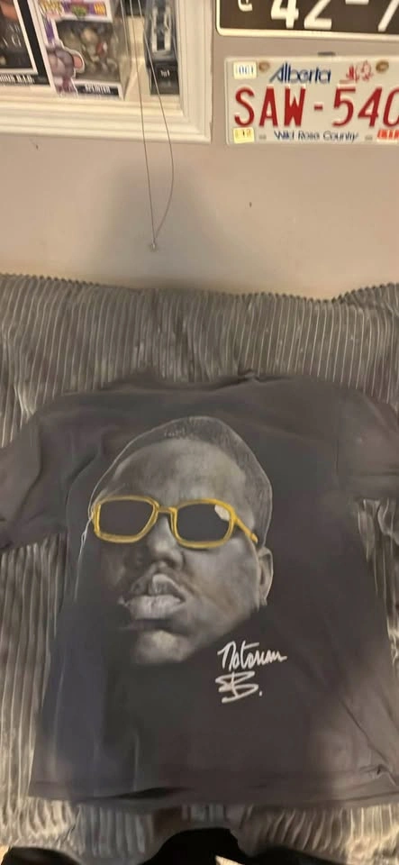 B.I.G SHIRT