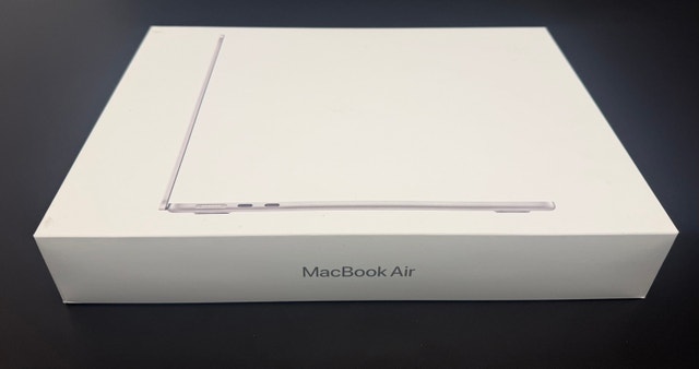 Brand New Apple 13-inch MacBook Air M4