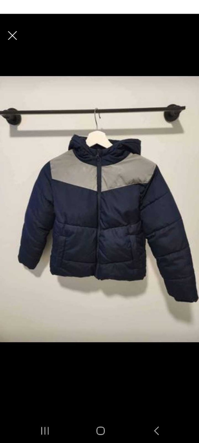 Kids warm jacket size small EXCELLENT condition