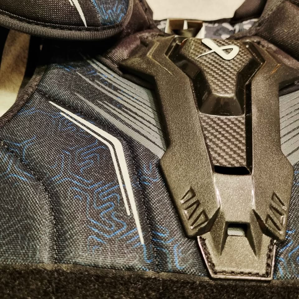 Kids/ Youth Bauer Hockey Shoulder Pads - photo 3