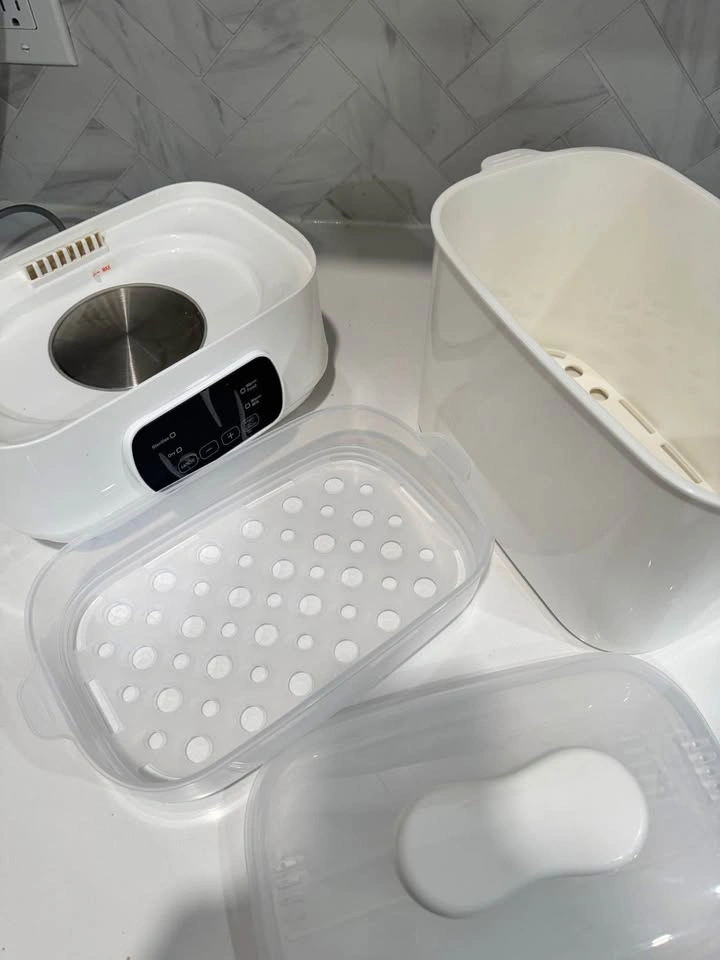 Baby Brezza Advanced Pro + Bottle Sterilizer Dryer - photo 2