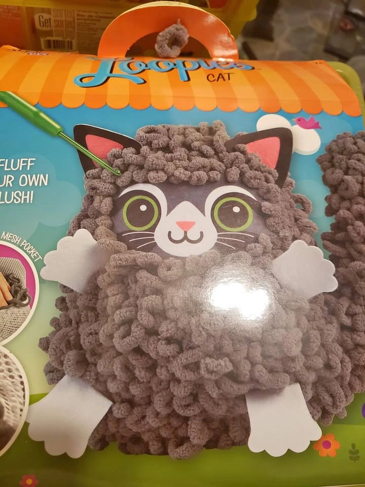 Loopies Yarn plush craft - CAT