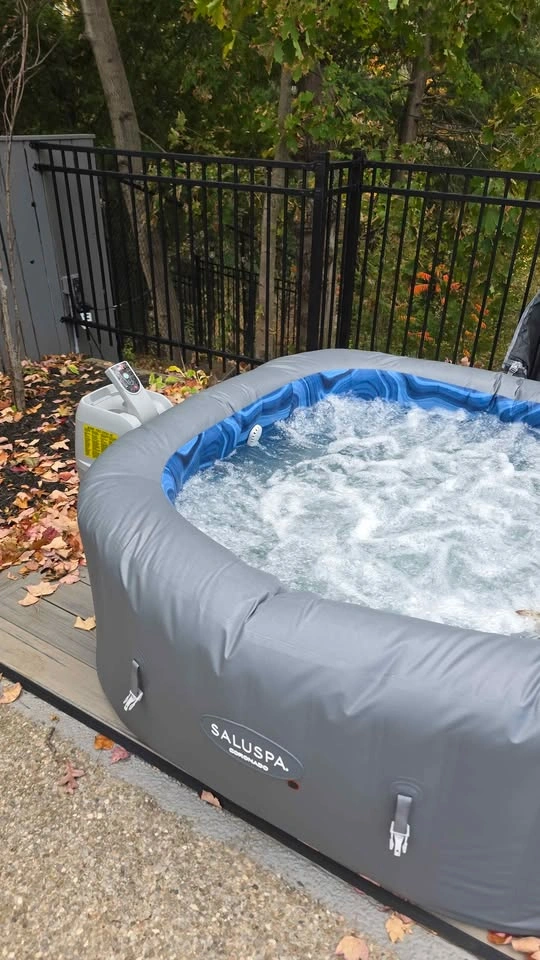 Used Bestway SaluSpa Coronado Inflatable Hot Tub