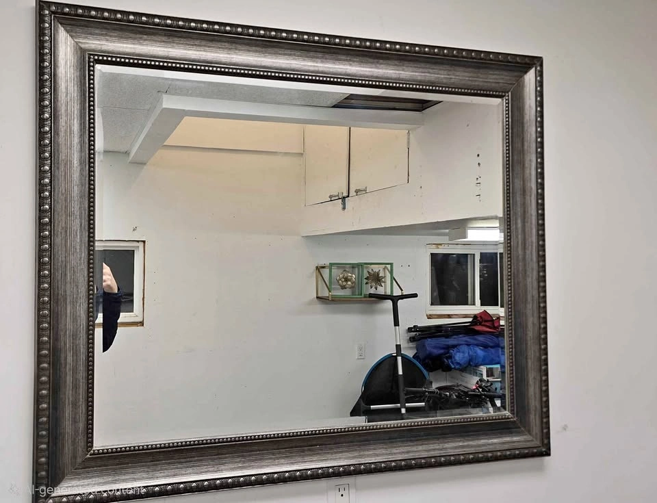 Large Decorative Wall Mirror – 117 cm Wide 🪞✨