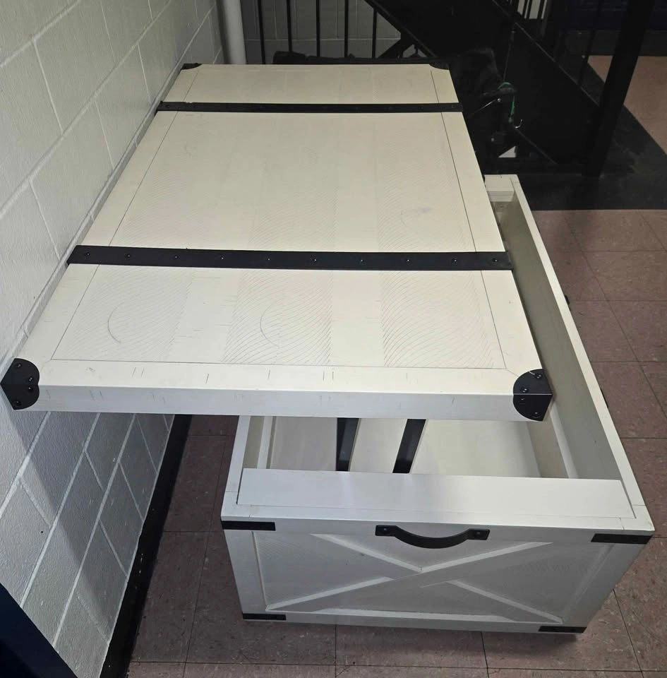 White Lift-Top Storage Trunk Coffee Table - photo 4