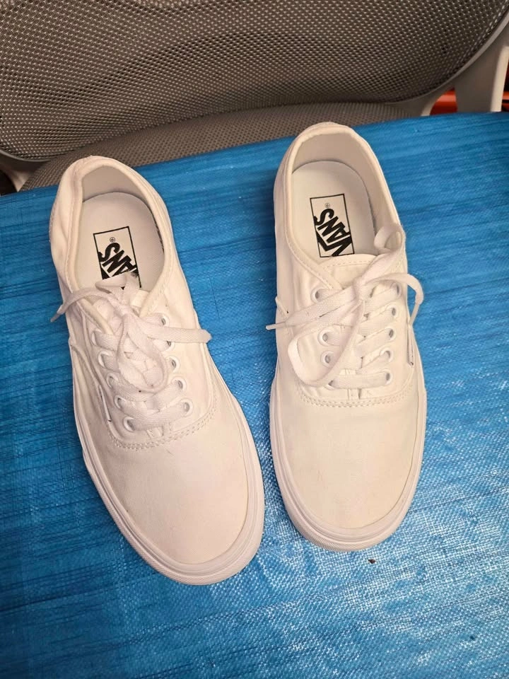 Vans Authentic White Sneakers - photo 4