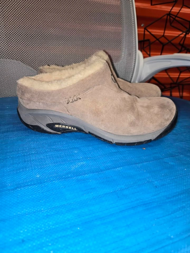 Merrell Suede Faux Fur Lined Mules - photo 2