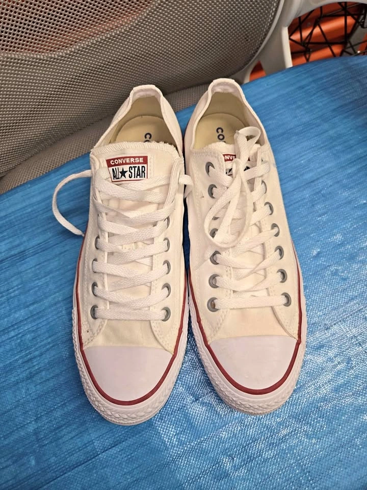 Converse All Star Low Top Sneakers White Mens 11.5 Womens 13.5