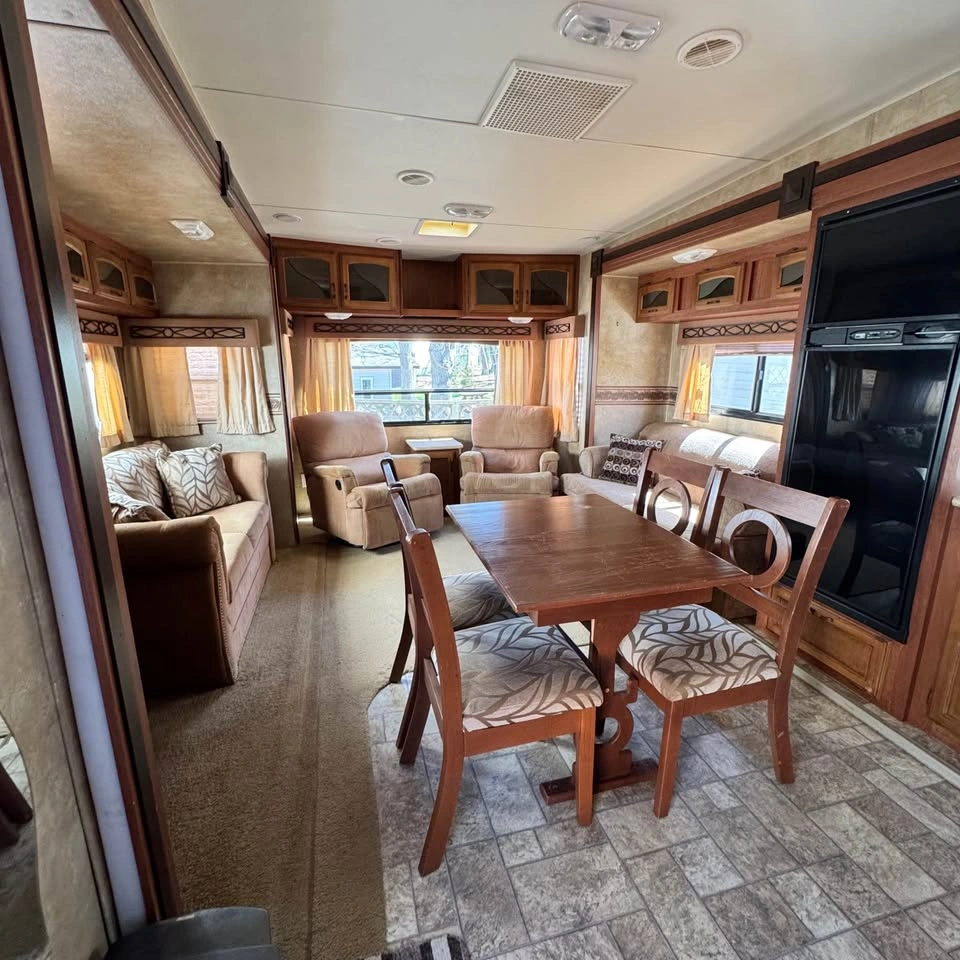 2011 K-Z Durango 1500 Reduced - photo 5