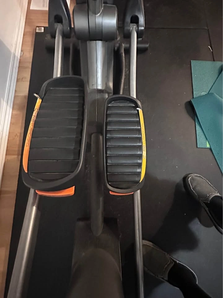 NordicTrack Spacesaver SE7i Elliptical - photo 4