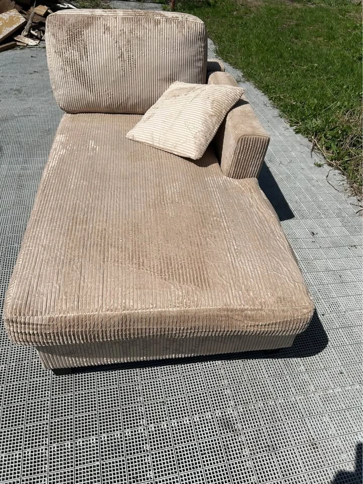 New Beige Upholstered Chaise Lounge - photo 2