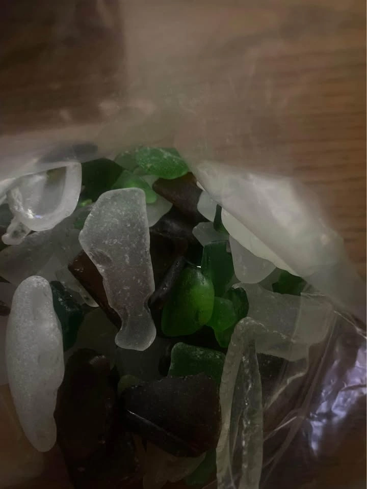 Beach glass - photo 3