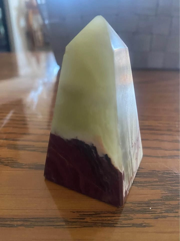 Pistachio Calcite Pyramid Tower - photo 4