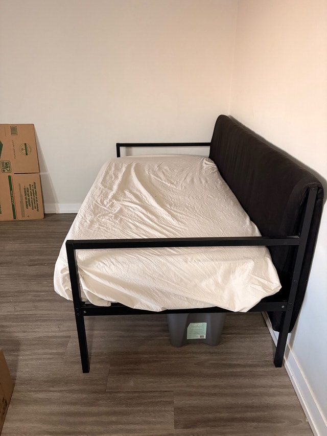 Futon Bed - photo 2