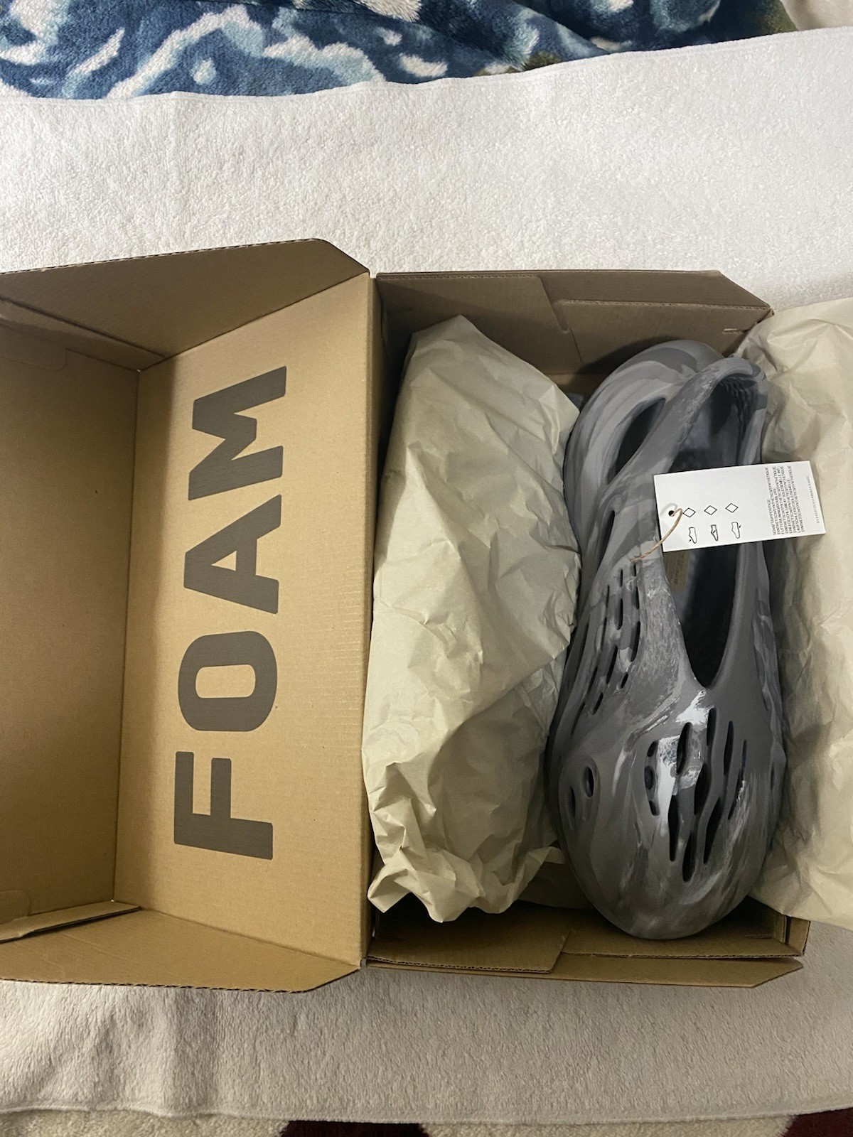 Adidas Yeezy Foam Runner RNNR MX Granite Size 11