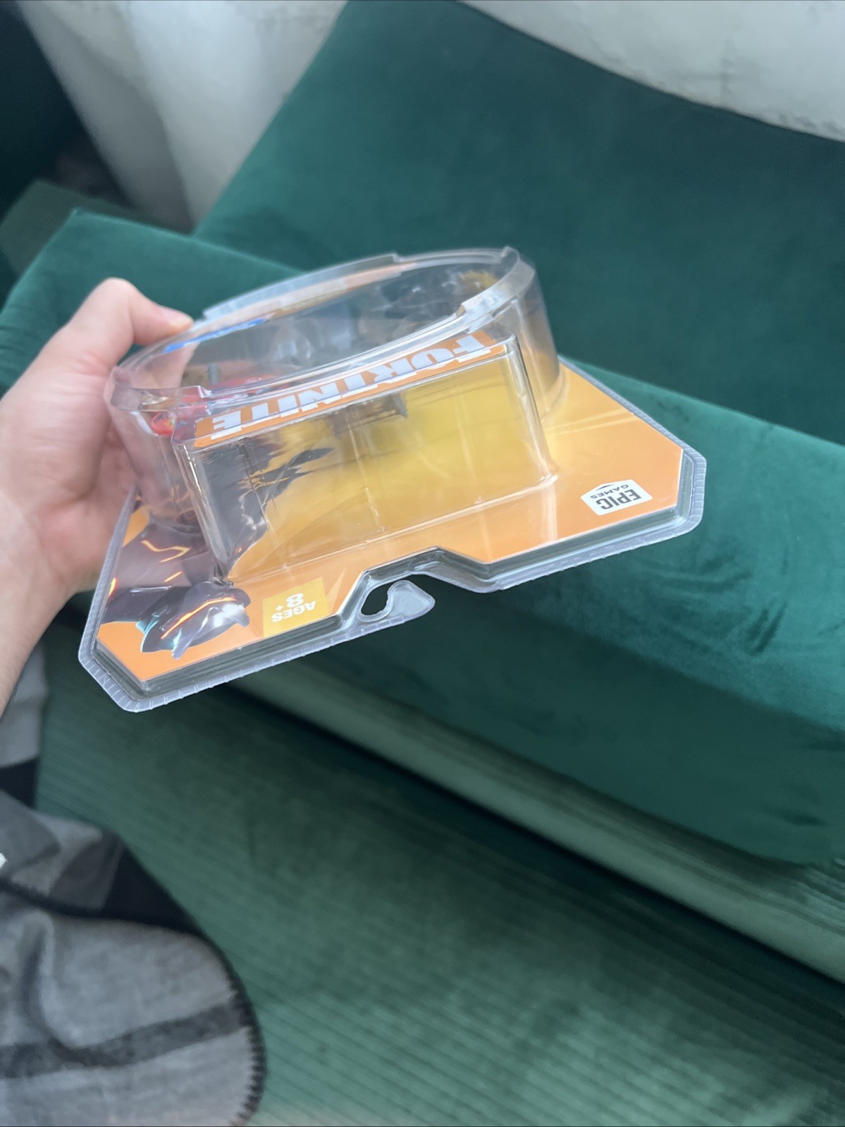 Fortnite Toy Omega Early Game Survival Kit Figure - photo 4