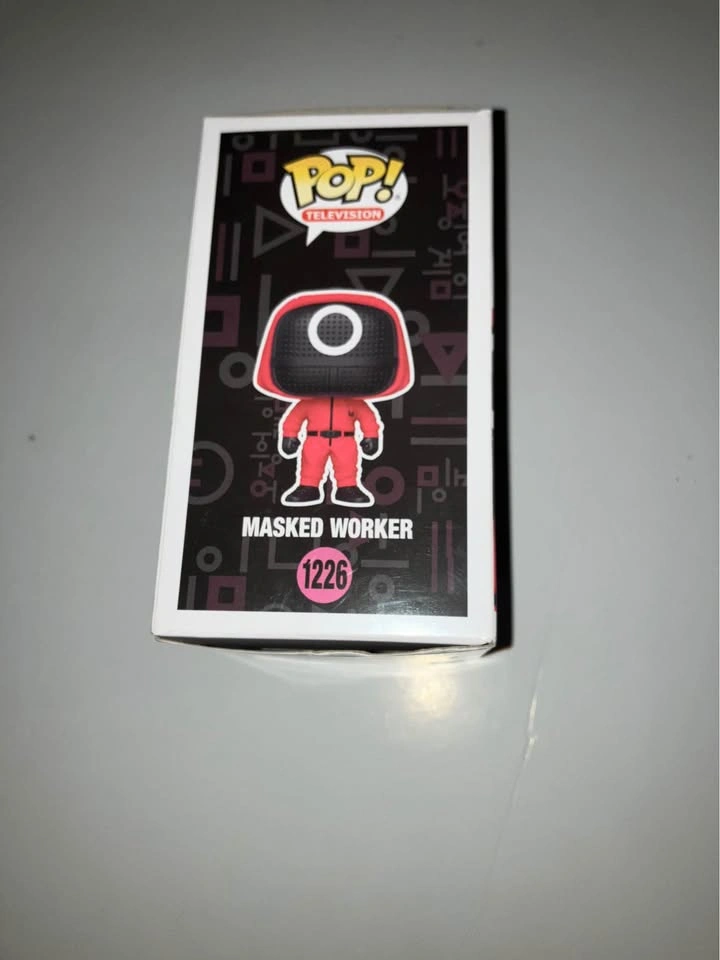 Funko Pop Squid Game #1226 Masked Worker Figure - photo 3