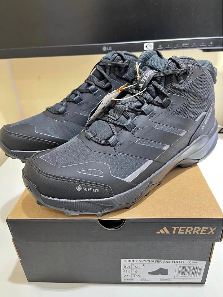 Terrex Skychaser AX5 MID G size 9.5US