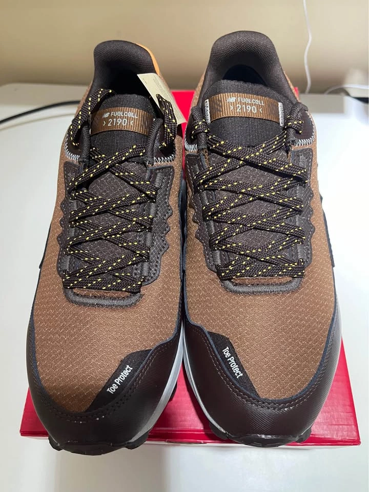 New Balance FuelCell 2190 size US9.5 Mens - photo 2