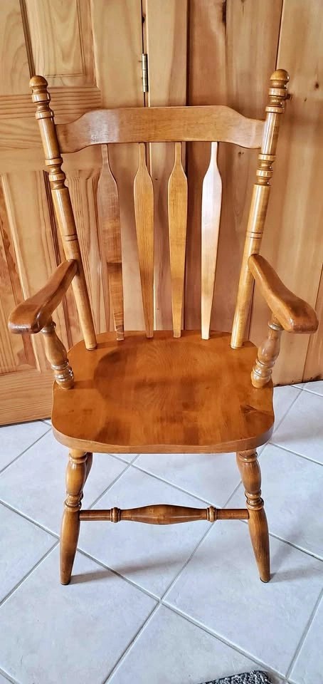 Solid Wood Maple Chair