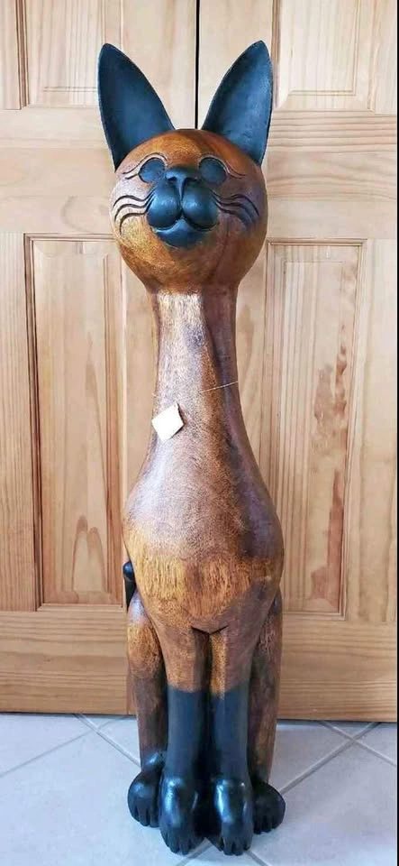 Hand Carved Acacia Wood Cat