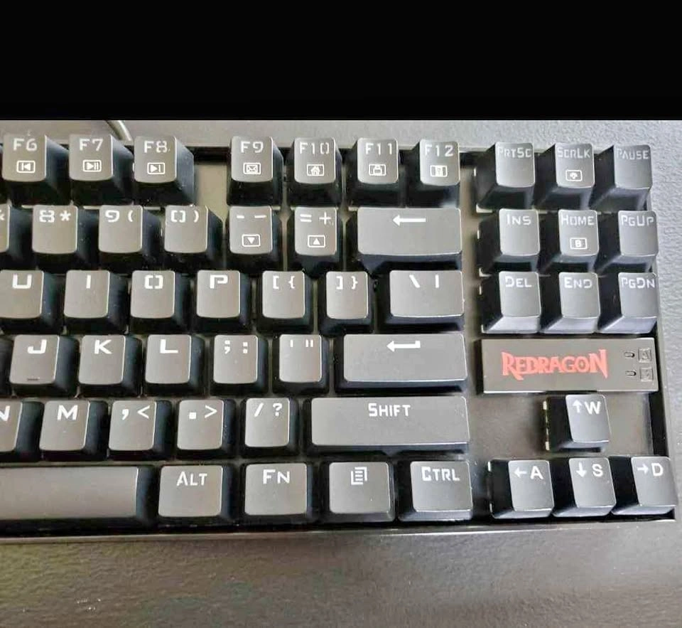 Brand New REDRAGON USB Gaming Board, lights up red