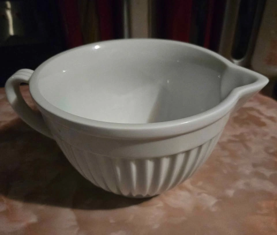 Crate & Barrel White Porcelain Batter Bowl - photo 5
