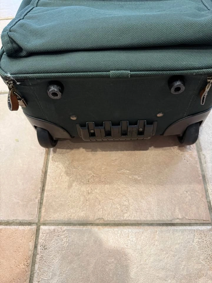 Samsonite Dark Green Rolling Carry-On Suitcase - photo 3