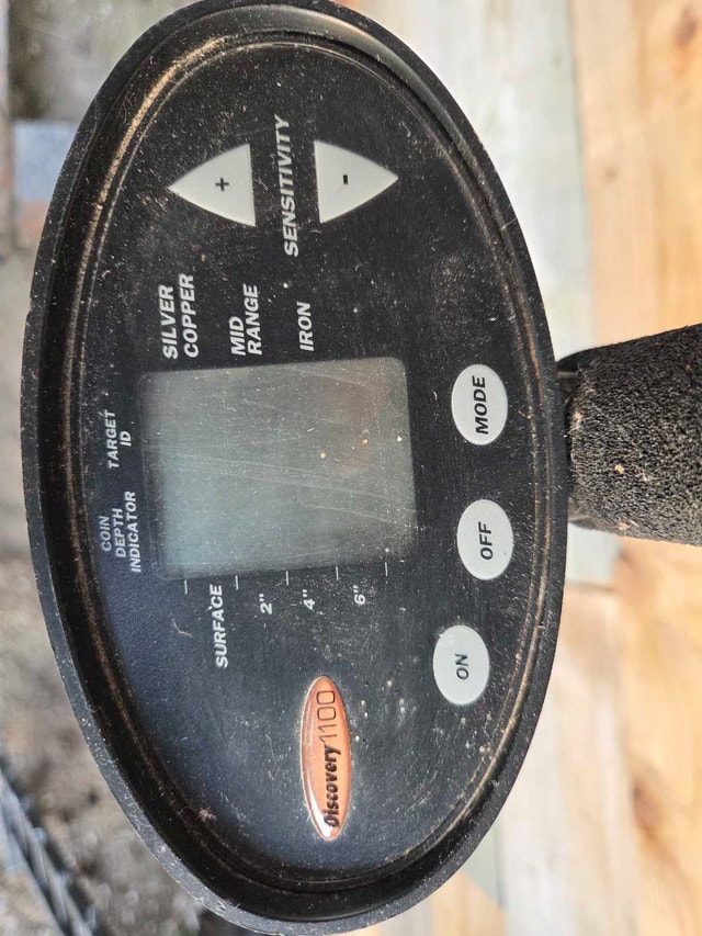 Discovery 1100 Metal Detector - photo 4