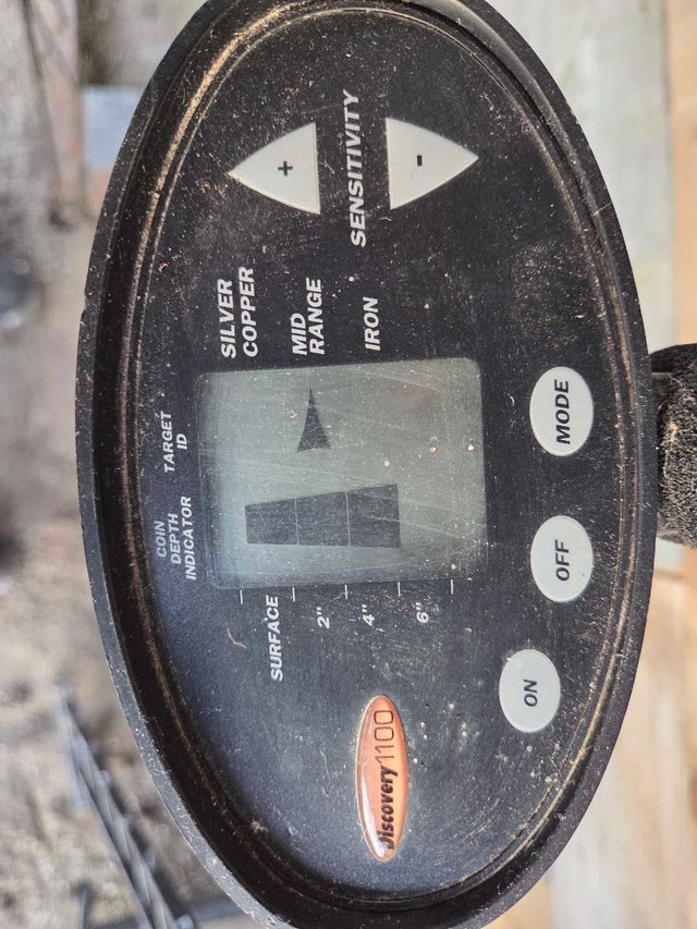 Discovery 1100 Metal Detector - photo 5