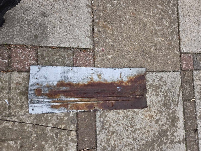 Salvaged Vintage Roofing Tiles - photo 5