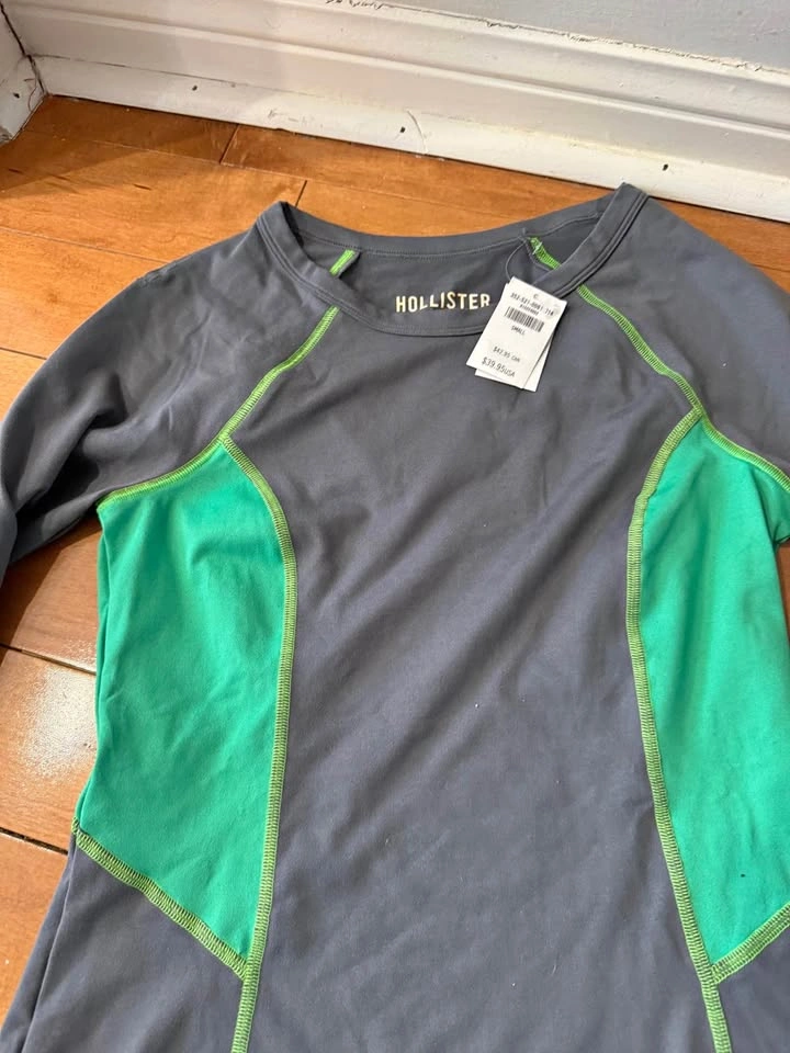 Hollister Long Sleeve Shirt - Dark Grey/Green - Size Small