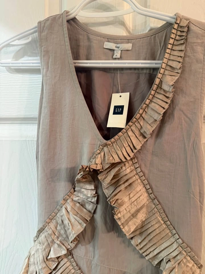 Gap Taupe Ruffle Dress - XS - photo 2